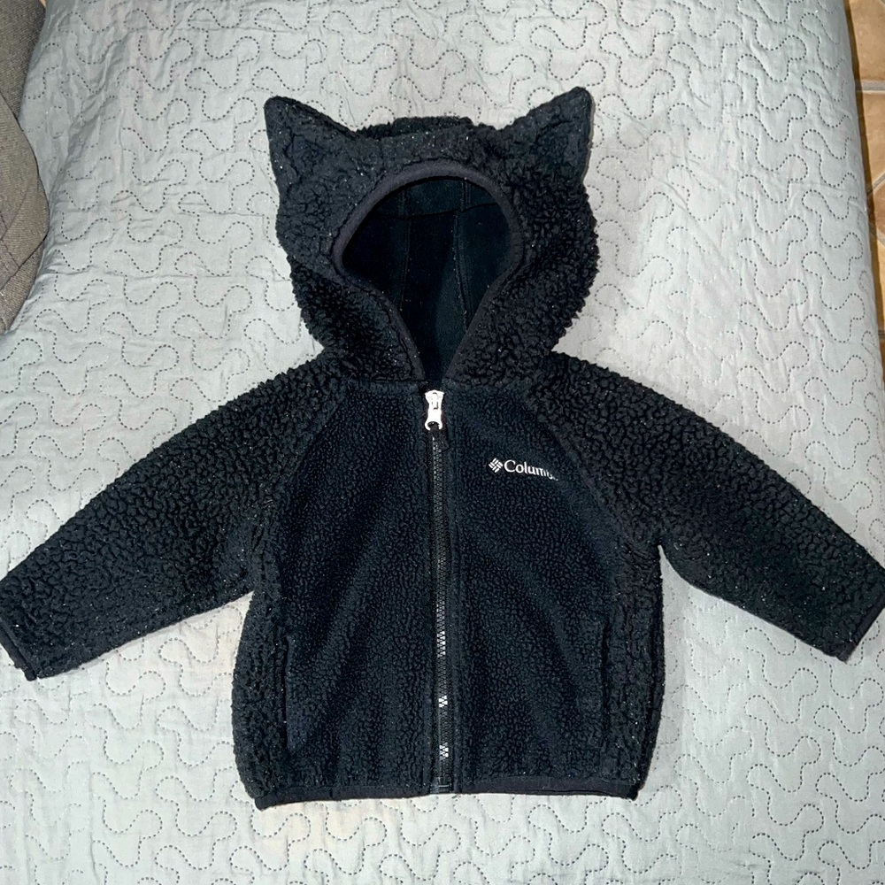Baby Columbia sweater 6-12 months
